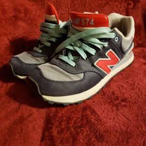 Women's New Balance 574 Sneakers Size 8 B.